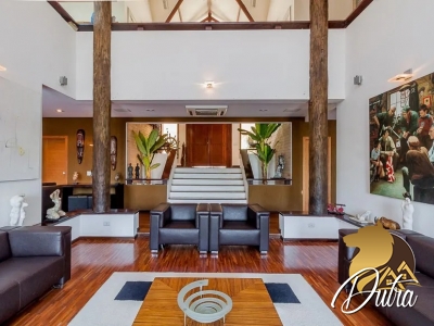 Alpha 10 Alphaville 1600m² 07 Dormitórios 05 Suítes 6 Vagas