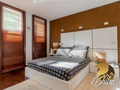 Alpha 10 Alphaville 1600m² 07 Dormitórios 05 Suítes 6 Vagas