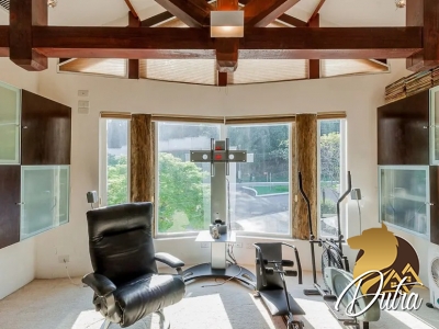 Alpha 10 Alphaville 1600m² 07 Dormitórios 05 Suítes 6 Vagas