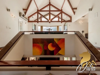 Alpha 10 Alphaville 1600m² 07 Dormitórios 05 Suítes 6 Vagas