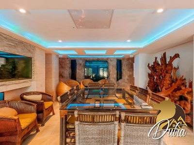 Alpha 10 Alphaville 1600m² 07 Dormitórios 05 Suítes 6 Vagas