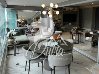 Condomínio RSVP Santo Amaro 189m² 03 Dormitórios 03 Suítes 3 Vagas
