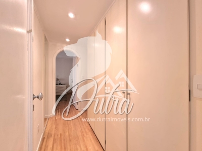 Golden Grove Pacaembu 350m² 04 Dormitórios 04 Suítes 4 Vagas