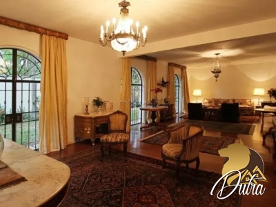 Padrão Jardim América 600m² 05 Dormitórios 01 Suítes 7 Vagas