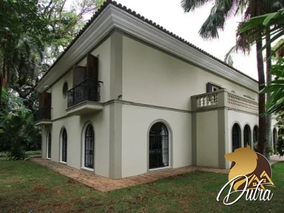 Padrão Jardim América 600m² 05 Dormitórios 01 Suítes 7 Vagas