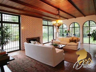 Padrão Jardim América 600m² 05 Dormitórios 01 Suítes 7 Vagas