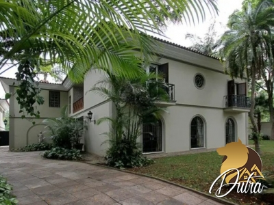 Padrão Jardim América 600m² 05 Dormitórios 01 Suítes 7 Vagas