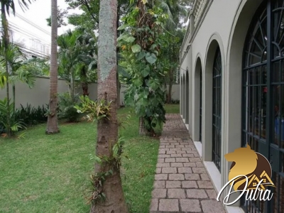 Padrão Jardim América 600m² 05 Dormitórios 01 Suítes 7 Vagas