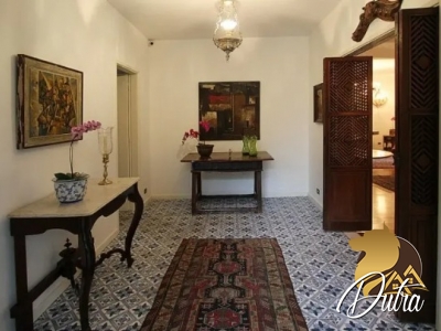 Padrão Jardim América 600m² 05 Dormitórios 01 Suítes 7 Vagas