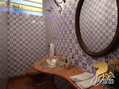 Padrão Jardim América 600m² 05 Dormitórios 01 Suítes 7 Vagas