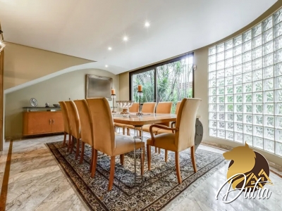 Padrão Jardim Europa 356m² 04 Dormitórios 03 Suítes 2 Vagas