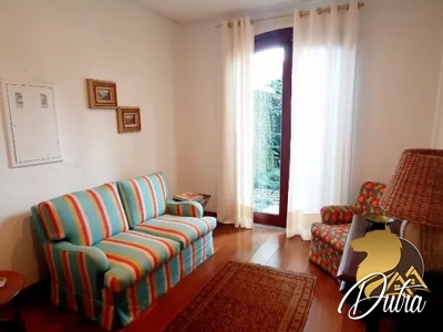 Padrão Jardim Paulista 560m² 04 Dormitórios 01 Suítes 10 Vagas