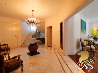 Padrão Santo Amaro 736m² 04 Dormitórios 04 Suítes 6 Vagas