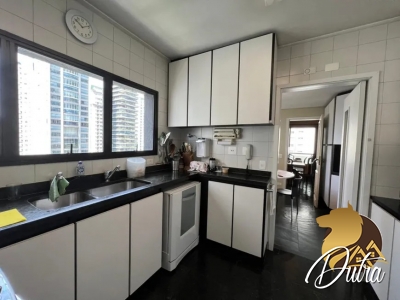 Port Arhur Itaim Bibi 220m² 03 Dormitórios 03 Suítes 4 Vagas