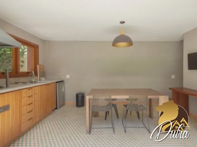 Padrão Jardim Paulistano 250m² 03 Dormitórios 01 Suítes 2 Vagas