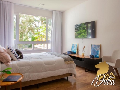 Casa de Vila Jardim Morumbi 695m² 05 Dormitórios 04 Suítes 10 Vagas