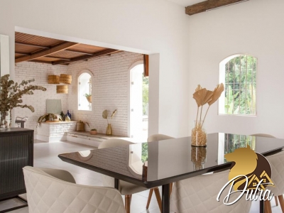 Casa de Vila Jardim Morumbi 695m² 05 Dormitórios 04 Suítes 10 Vagas