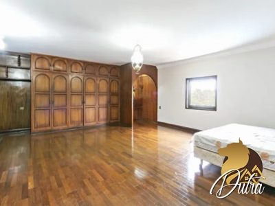 Casa de Vila Jardim Guedala 600m² 04 Dormitórios 04 Suítes 5 Vagas