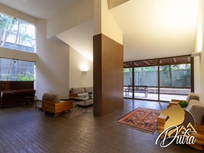 Edifício Miraflores Itaim Bibi 210m² 03 Dormitórios 03 Suítes 3 Vagas