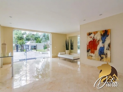 Villa Alexandra Jardim Paulista 293m² 04 Dormitórios 02 Suítes 3 Vagas