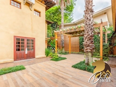 Padrão Jardim Paulistano 250m² 03 Dormitórios 03 Suítes 3 Vagas