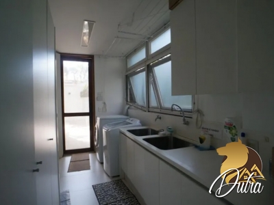 Padrão Jardim Paulista 1460m² 05 Dormitórios 05 Suítes 10 Vagas