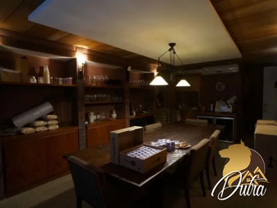 Padrão Jardim Paulista 1460m² 05 Dormitórios 05 Suítes 10 Vagas