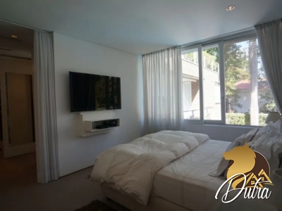 Padrão Jardim Paulista 1460m² 05 Dormitórios 05 Suítes 10 Vagas