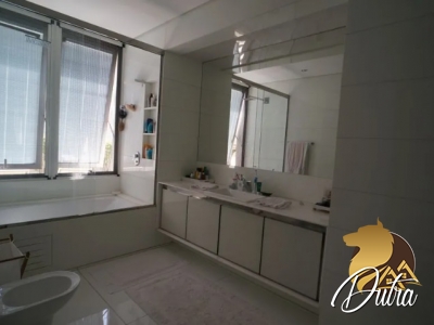 Padrão Jardim Paulista 1460m² 05 Dormitórios 05 Suítes 10 Vagas