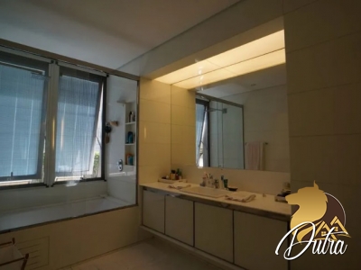 Padrão Jardim Paulista 1460m² 05 Dormitórios 05 Suítes 10 Vagas