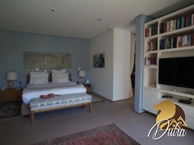 Padrão Jardim Paulista 1460m² 05 Dormitórios 05 Suítes 10 Vagas