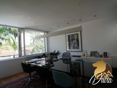 Padrão Jardim Paulista 1460m² 05 Dormitórios 05 Suítes 10 Vagas