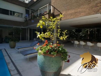 Padrão Jardim Paulista 1460m² 05 Dormitórios 05 Suítes 10 Vagas