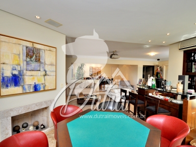 Regent's Park Panamby 337 m² 4 Suítes 5 Vagas