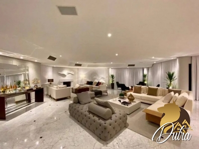 Imperiale Uffizi Jardim Vitória Régia 852m² 05 Dormitórios 05 Suítes 6 Vagas
