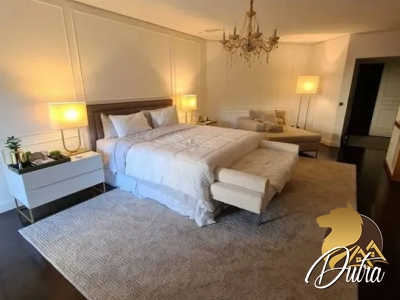 Imperiale Uffizi Jardim Vitória Régia 852m² 05 Dormitórios 05 Suítes 6 Vagas