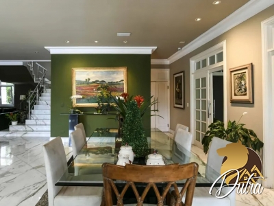 Haras Guancan Granja Viana 1000m² 05 Dormitórios 04 Suítes 6 Vagas