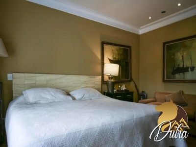 Haras Guancan Granja Viana 1000m² 05 Dormitórios 04 Suítes 6 Vagas