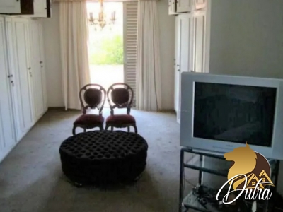 Padrão Jardim Paulista 580m² 05 Dormitórios 04 Suítes 10 Vagas