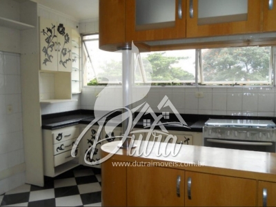 Cláudia Jardim Paulista 138m² 03 Dormitórios 01 Suítes 1 Vagas