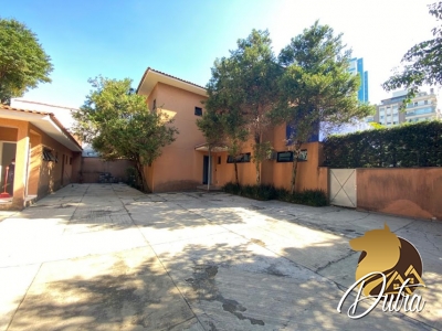 Casa Comercial Jardim América 734m² 06 Dormitórios 02 Suítes 6 Vagas