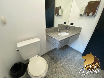 Casa Comercial Jardim América 734m² 06 Dormitórios 02 Suítes 6 Vagas