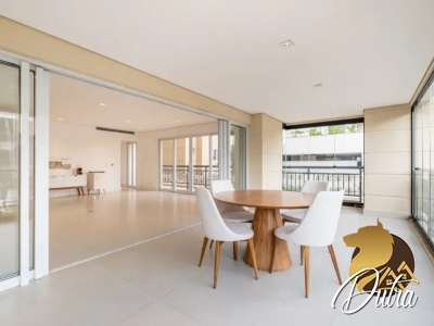 Celebration Itaim Vila Olímpia 455m² 04 Dormitórios 04 Suítes 5 Vagas