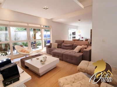 Casa de Condomínio Brooklin Paulista 266m² 04 Dormitórios 02 Suítes 3 Vagas