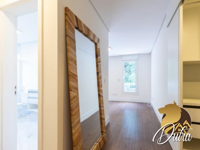 Porto Fino Parque Colonial 680m² 04 Dormitórios 04 Suítes 4 Vagas