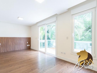 Porto Fino Parque Colonial 680m² 04 Dormitórios 04 Suítes 4 Vagas