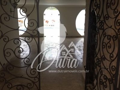 Casa de Vila Jardim Guedala 600m² 04 Dormitórios 04 Suítes 5 Vagas