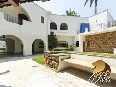 Padrão Vila Madalena 630m² 04 Dormitórios 04 Suítes 4 Vagas