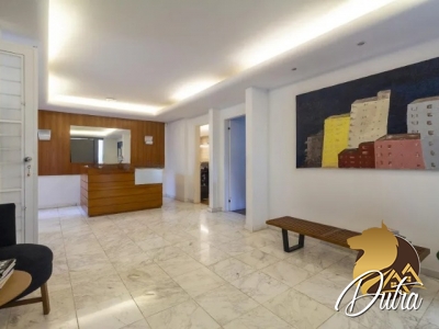 Padrão Jardim Europa 480m² 04 Dormitórios 04 Suítes 4 Vagas