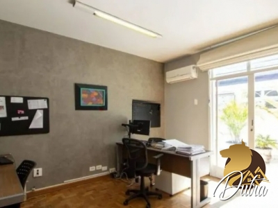 Padrão Jardim Europa 480m² 04 Dormitórios 04 Suítes 4 Vagas